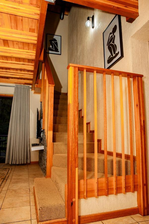 Inyamatane Luxury Lodge ヘイジービュー エクステリア 写真