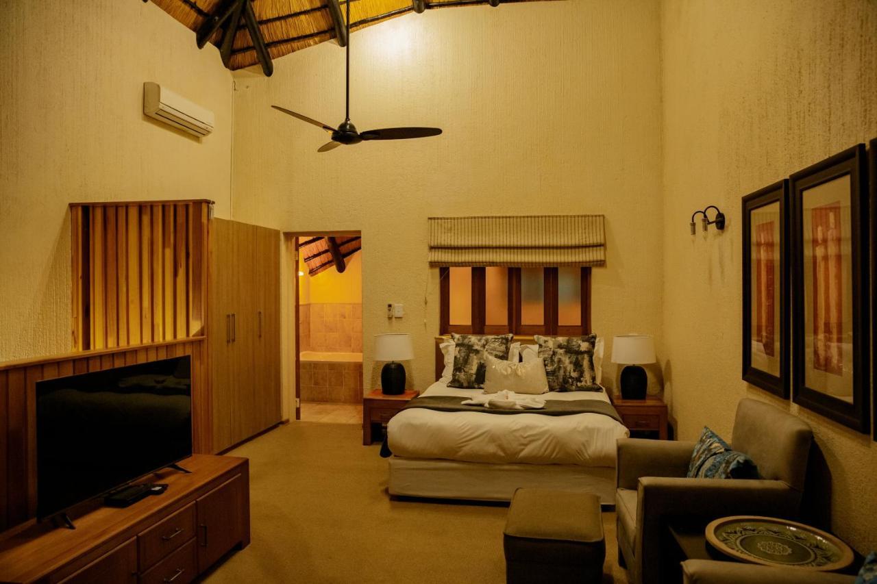 Inyamatane Luxury Lodge ヘイジービュー エクステリア 写真
