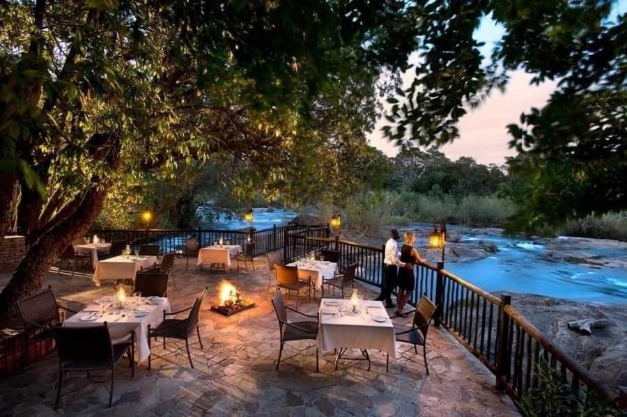 Inyamatane Luxury Lodge ヘイジービュー エクステリア 写真